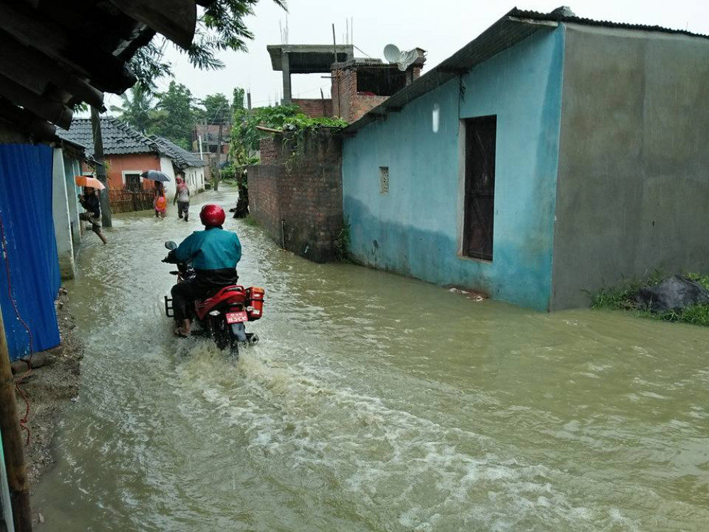 अविरल वर्षाका कारण पर्साको दर्जनौं बस्ती डुवानमा