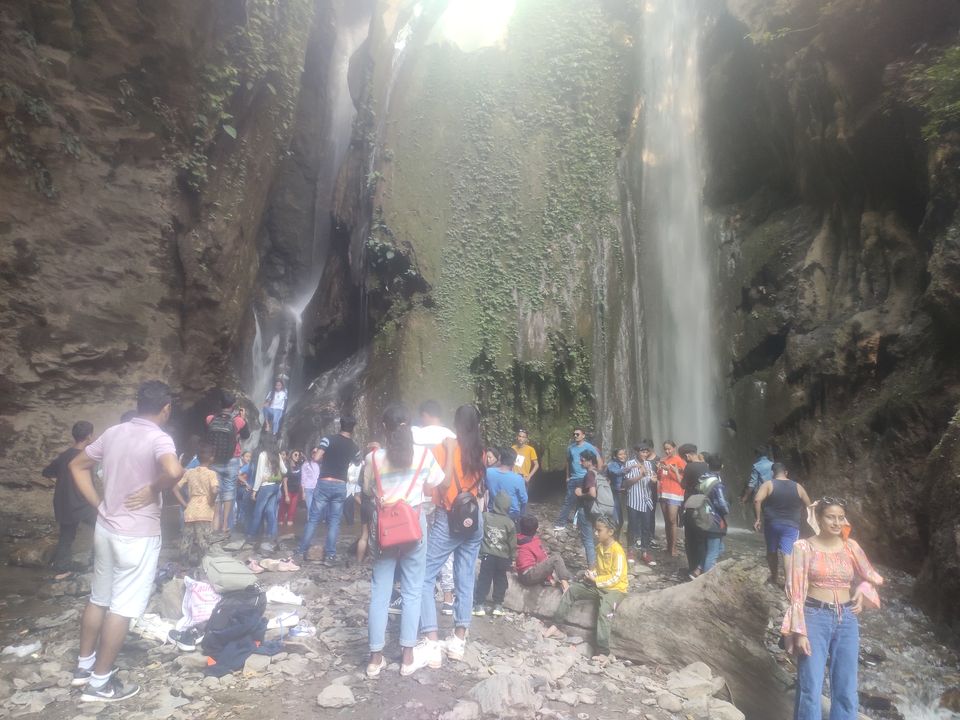 पर्यटकीय गन्तव्य बन्दै सिन्ती झरना