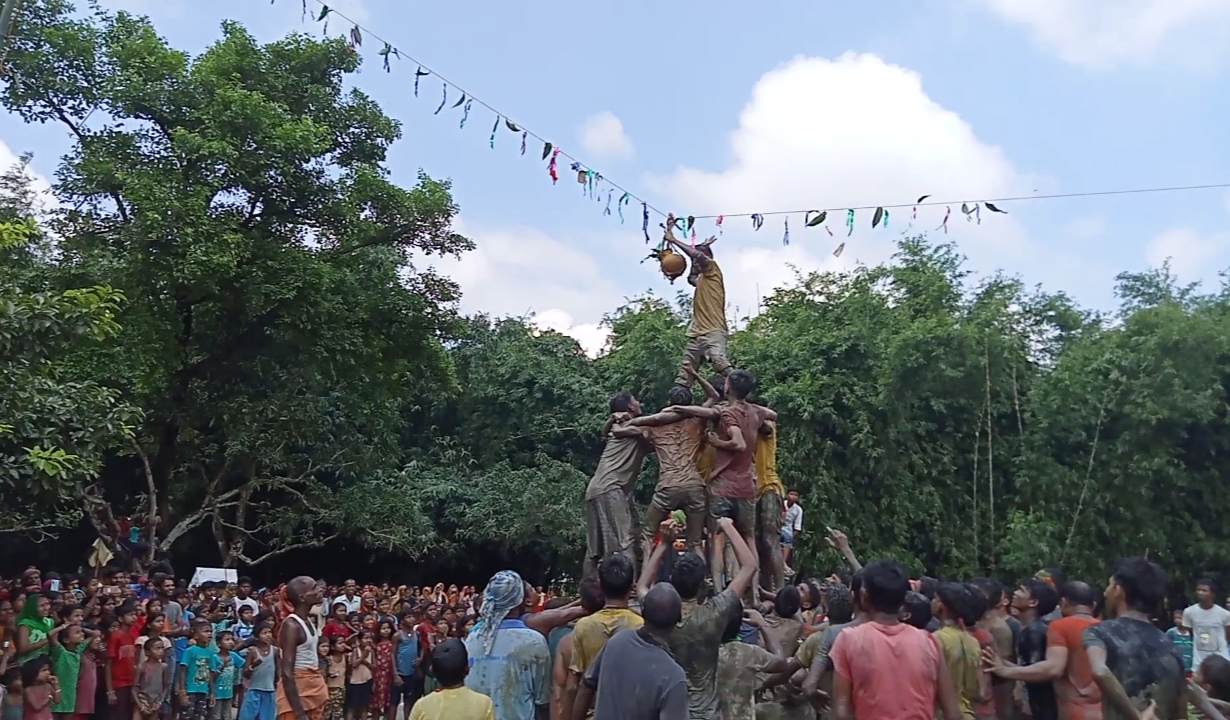 लाैनियाँमा मटकि फाेर कार्यक्रम सम्पन्न