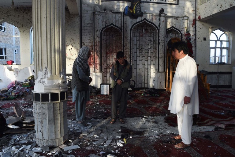 मस्जिदमा आत्मघाती आक्रमण, कम्तीमा ५० जनाको मृत्यु
