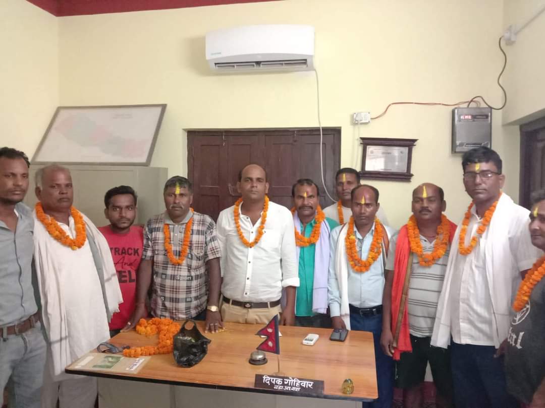 कमला ४ का वडाध्यक्ष दिपक गोहिबार ( पप्पु)ले सम्हाले पदभार