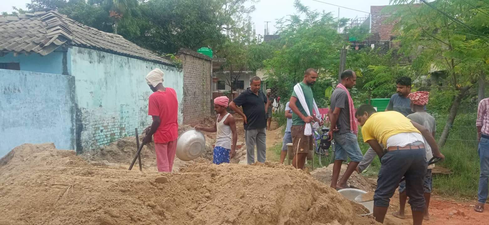 सार्वजनिक जग्गा अतिक्रमण गरी व्यक्तिका लागि सडक, काम रोक्का गर्न पत्राचार